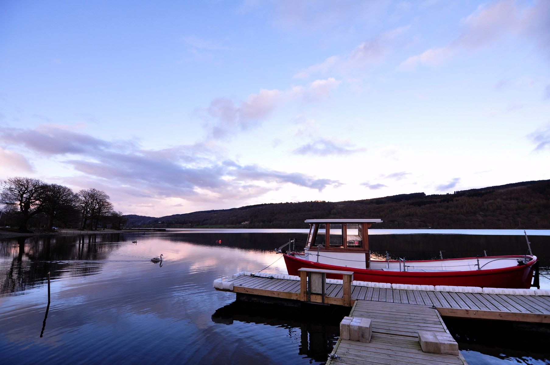 coniston-4380905_1920.jpg