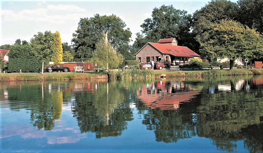 Horsley camping and caravanning club site.png